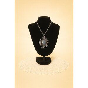 Vintage Sarah Coventry Silver Tone Statement Pendant Necklace Cabachon